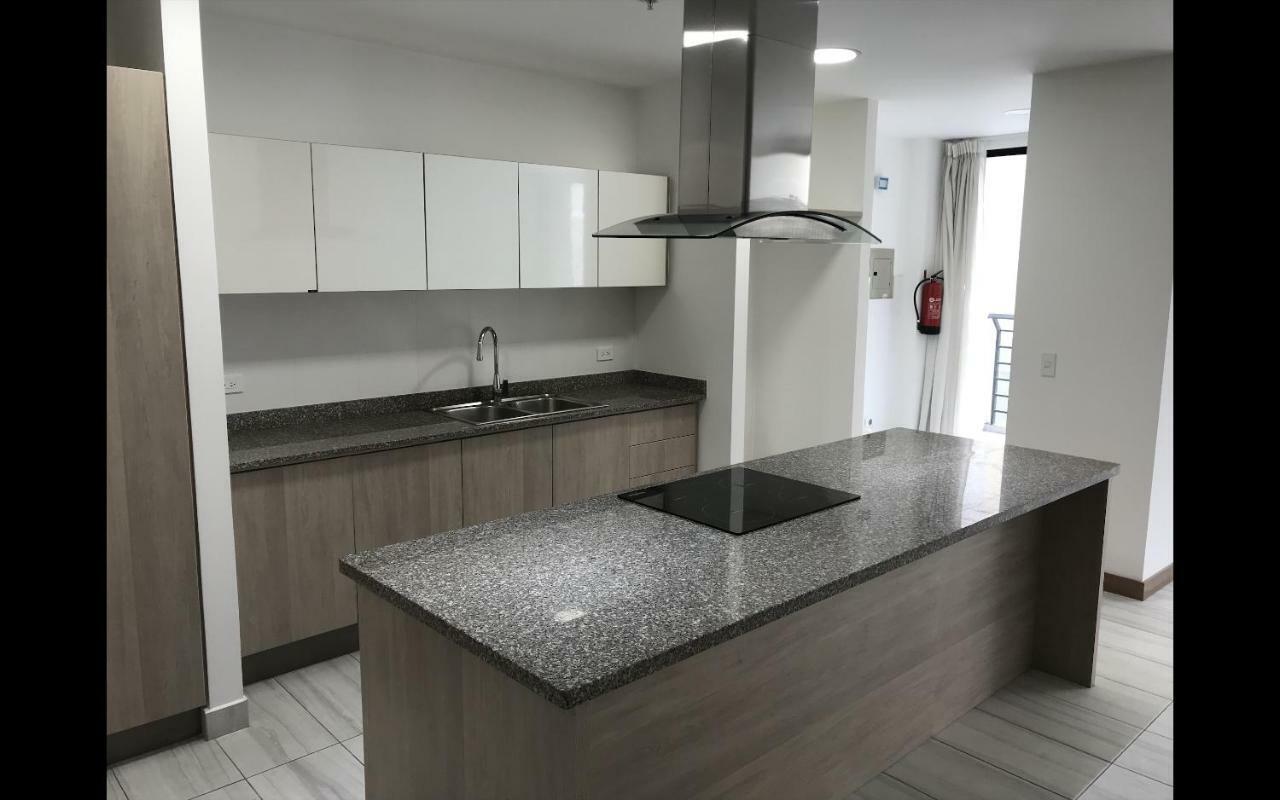 1410 Habitacion En Lujoso Departamento - Atelier Кіто Екстер'єр фото