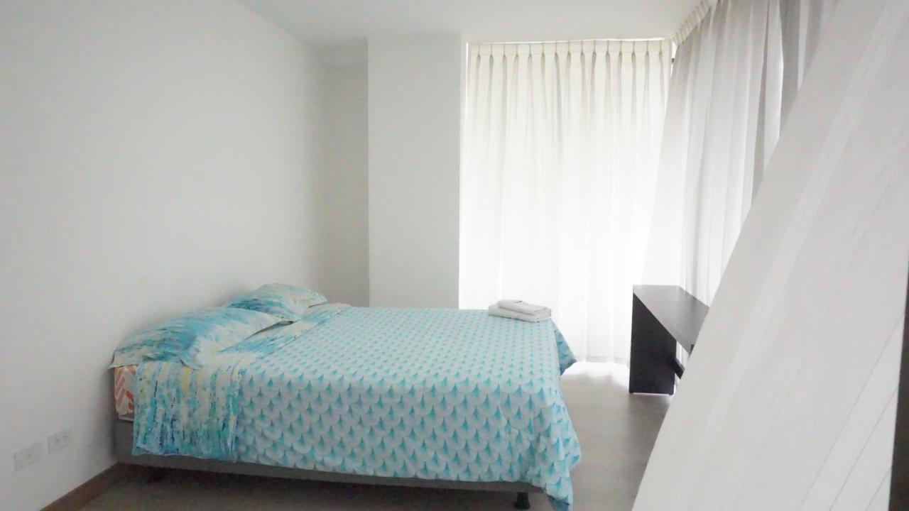 1410 Habitacion En Lujoso Departamento - Atelier Кіто Екстер'єр фото